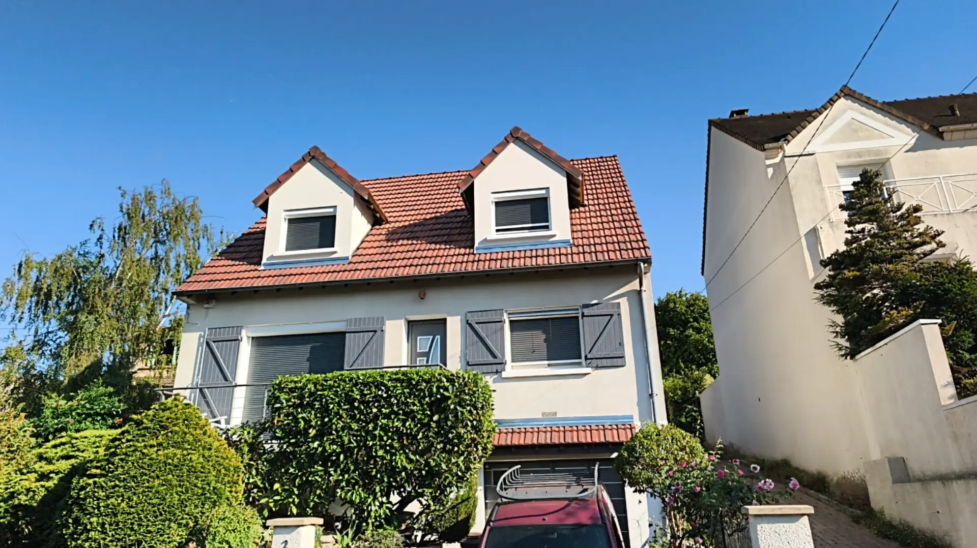 Réfection complète de toiture en tuiles sur un pavillon à Palaiseau
